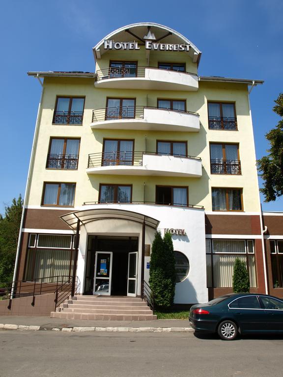 Hotel Everest Targu Mures Exterior photo